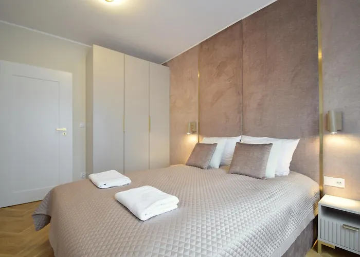 Apartamento Premium Black&white By Lookap Poznan