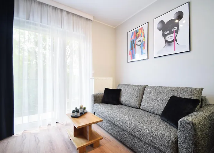 Daire Premium Black&white By Lookap Poznan